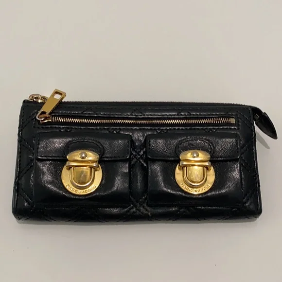 🔥 HOT DEAL 🔥 MARC JACOBS ✨ quilted black gold wallet continental - Picture 2 of 11